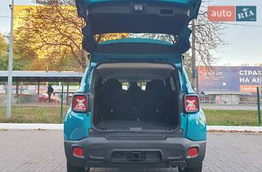 Внедорожник / Кроссовер Jeep Renegade 2021 в 