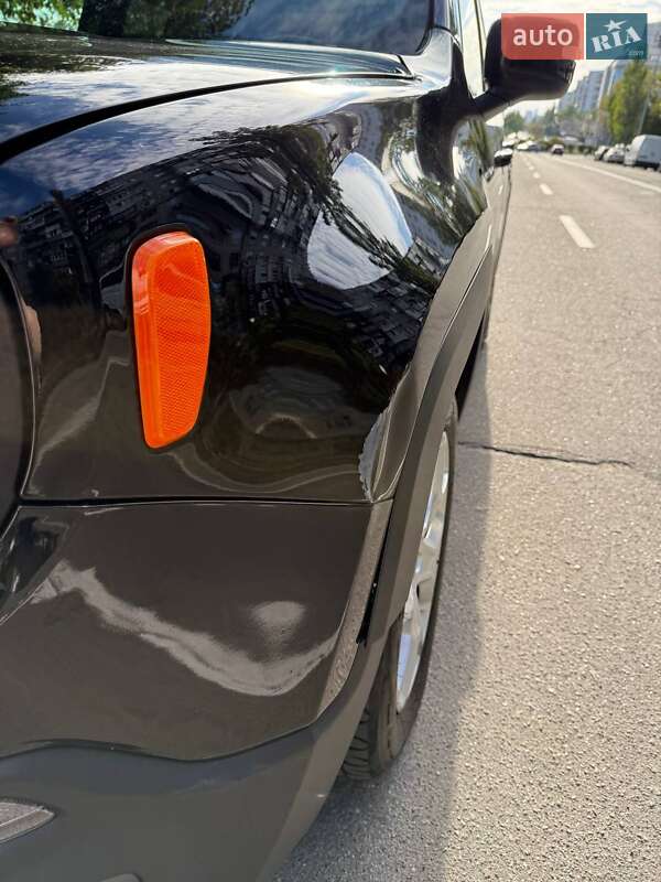 Внедорожник / Кроссовер Jeep Renegade 2016 в Киеве