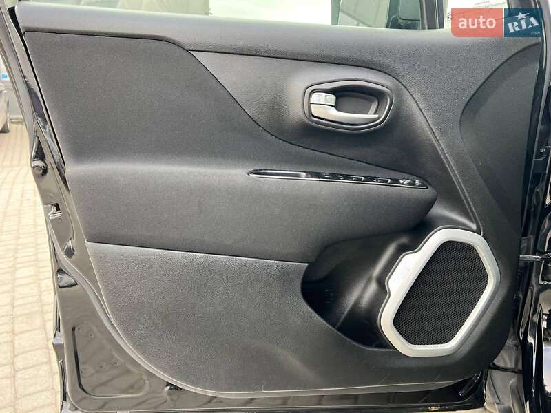 Внедорожник / Кроссовер Jeep Renegade 2019 в Львове