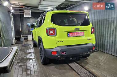 Внедорожник / Кроссовер Jeep Renegade 2017 в 