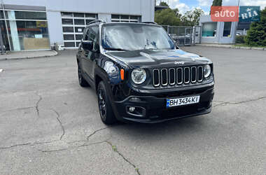 Позашляховик / Кросовер Jeep Renegade 2018 в  фото 2 Позашляховик / Кросовер Jeep Renegade 2018 в