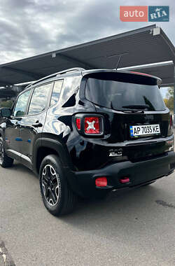 Позашляховик / Кросовер Jeep Renegade 2017 в 