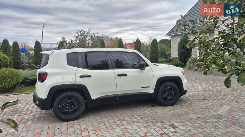 Внедорожник / Кроссовер Jeep Renegade 2020 в Житомире фото 6 Внедорожник / Кроссовер Jeep Renegade 2020 в Житомире