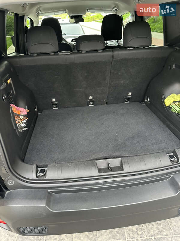 Позашляховик / Кросовер Jeep Renegade 2018 в Івано-Франківську фото 9 Позашляховик / Кросовер Jeep Renegade 2018 в Івано-Франківську