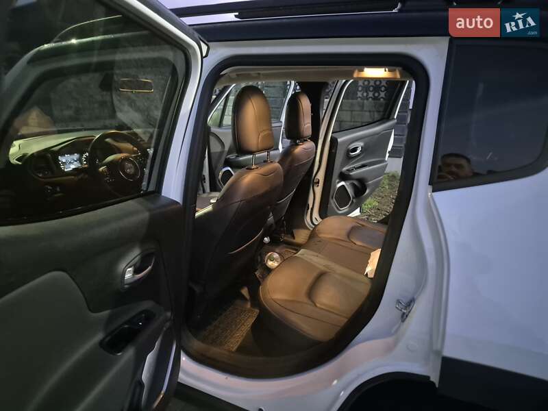 Внедорожник / Кроссовер Jeep Renegade 2019 в Ровно фото 17 Внедорожник / Кроссовер Jeep Renegade 2019 в Ровно