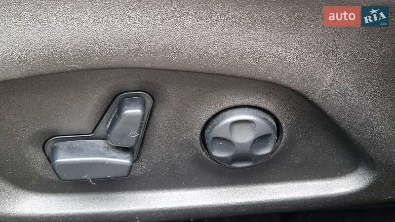 Внедорожник / Кроссовер Jeep Renegade 2019 в Киеве