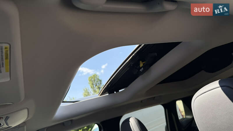 Позашляховик / Кросовер Jeep Renegade 2016 в Києві