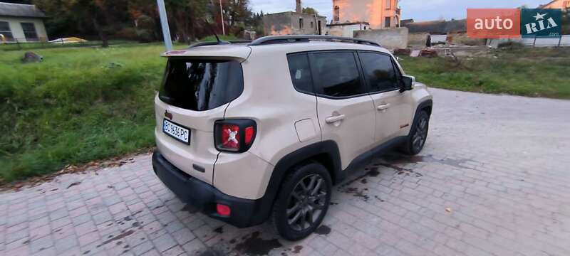 Внедорожник / Кроссовер Jeep Renegade 2016 в Николаеве