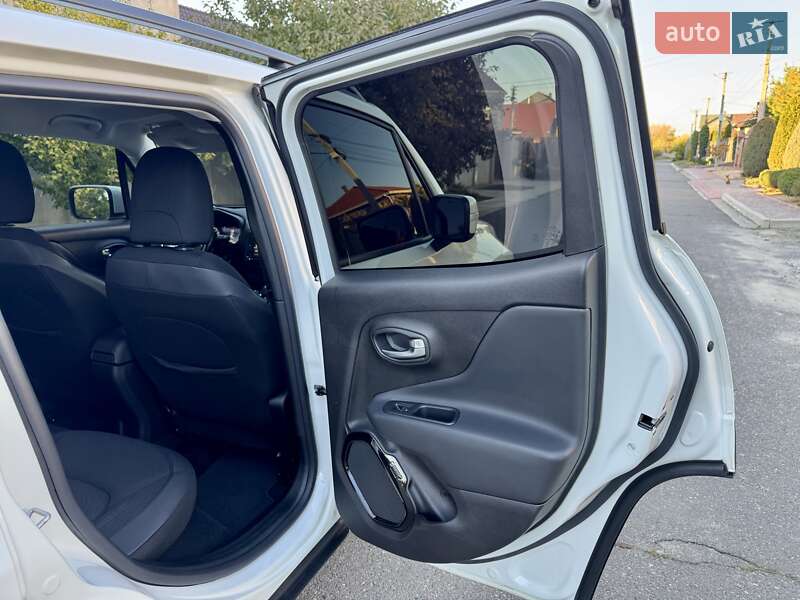 Позашляховик / Кросовер Jeep Renegade 2017 в Одесі фото 38 Позашляховик / Кросовер Jeep Renegade 2017 в Одесі