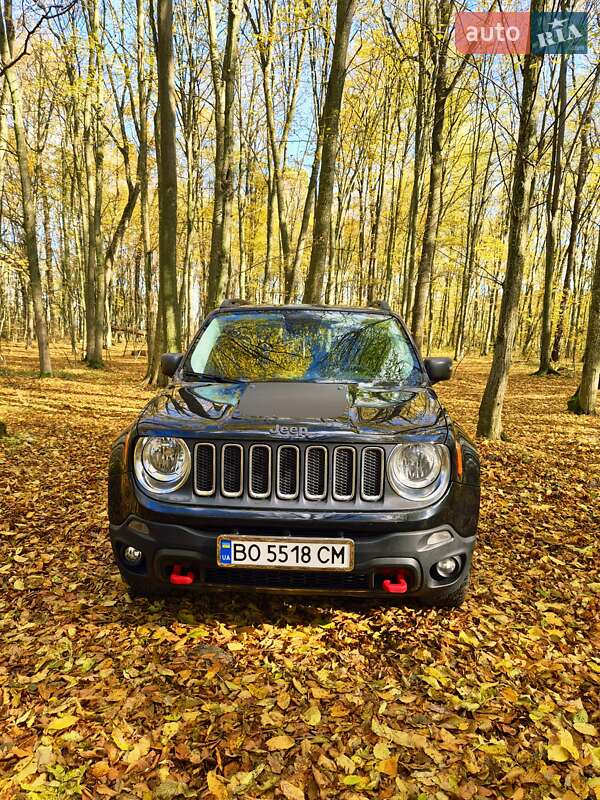 Внедорожник / Кроссовер Jeep Renegade 2016 в Чорткове