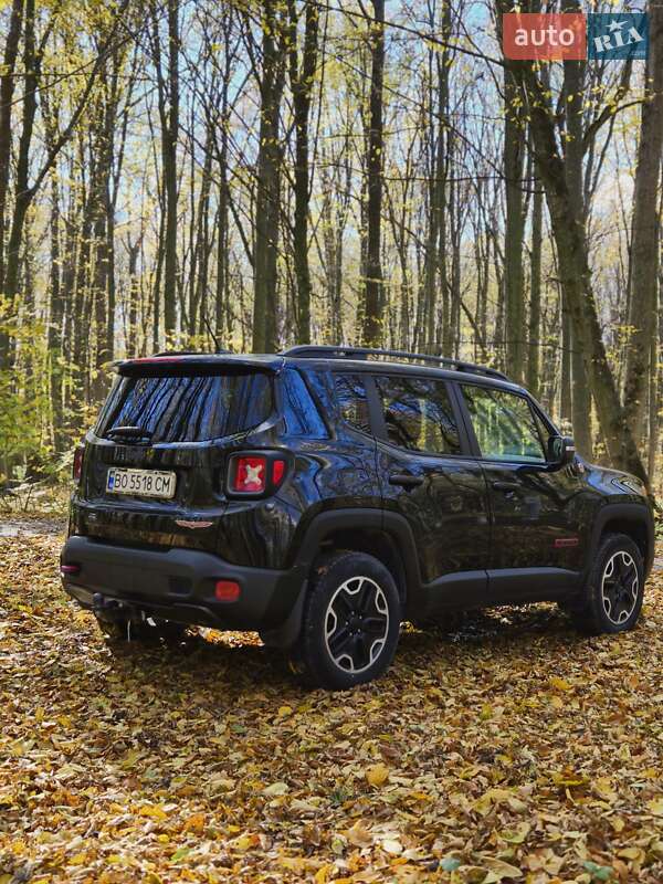 Внедорожник / Кроссовер Jeep Renegade 2016 в Чорткове