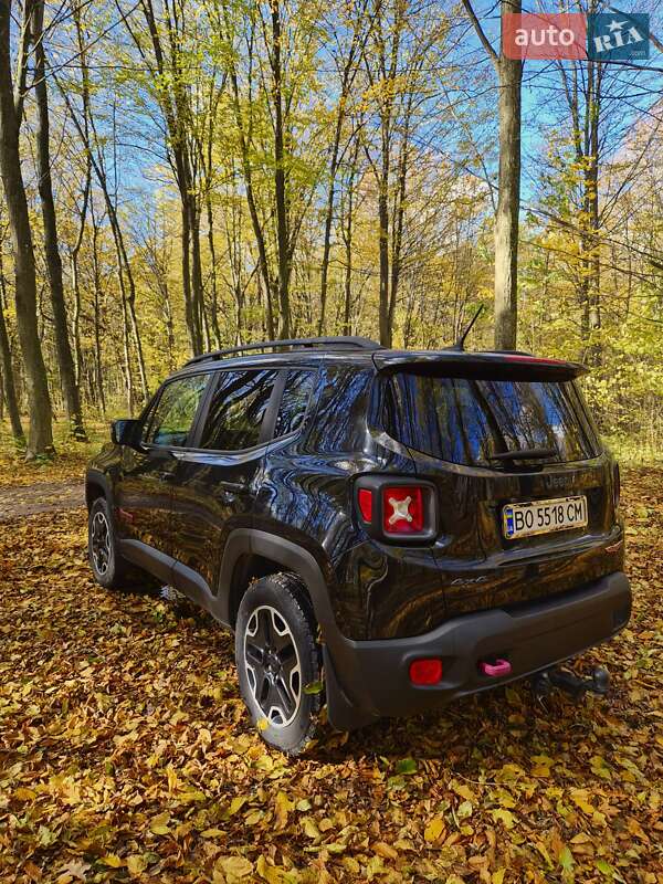 Внедорожник / Кроссовер Jeep Renegade 2016 в Чорткове