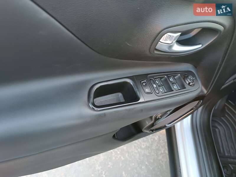 Внедорожник / Кроссовер Jeep Renegade 2017 в Полтаве фото 20 Внедорожник / Кроссовер Jeep Renegade 2017 в Полтаве