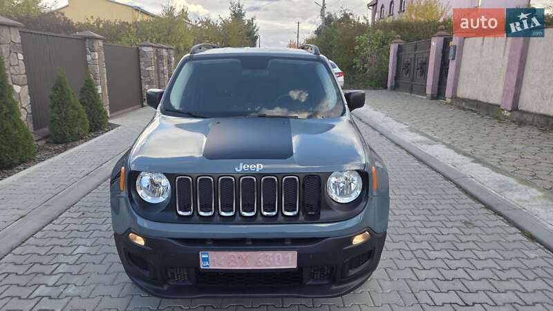 Позашляховик / Кросовер Jeep Renegade 2017 в Львові