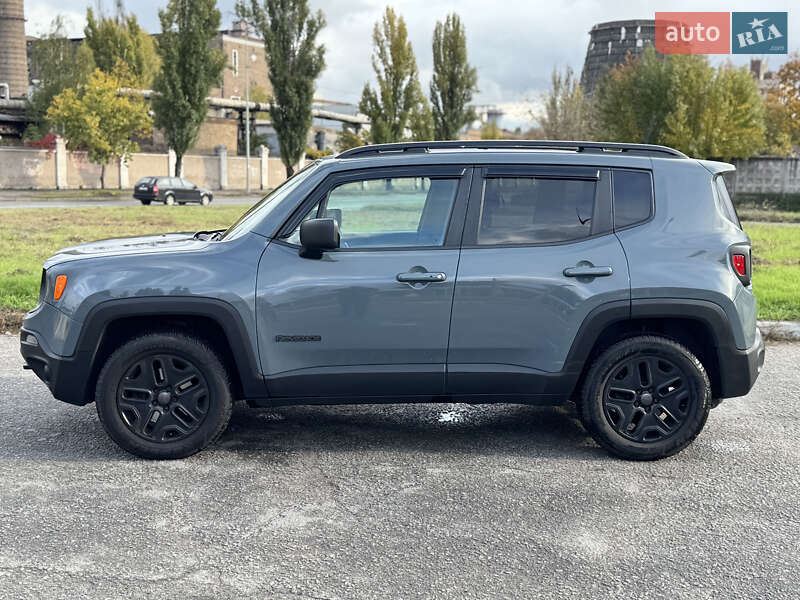 Внедорожник / Кроссовер Jeep Renegade 2018 в Киеве