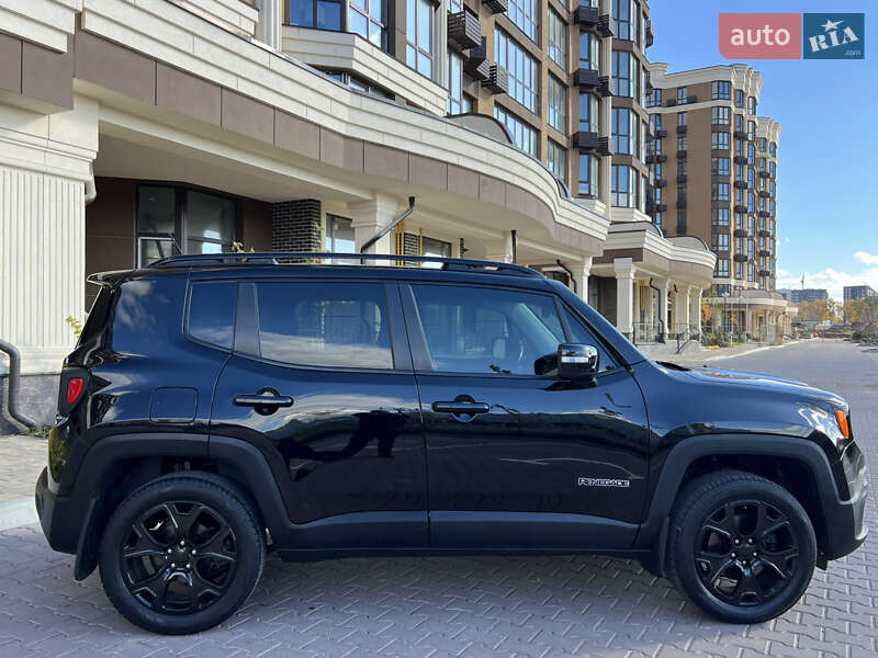 Позашляховик / Кросовер Jeep Renegade 2016 в Києві