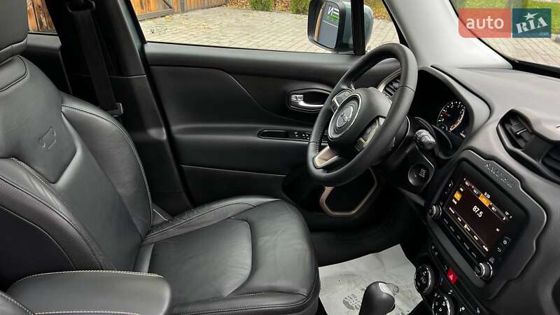 Позашляховик / Кросовер Jeep Renegade 2017 в Львові