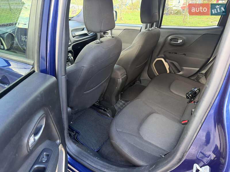 Внедорожник / Кроссовер Jeep Renegade 2016 в Киеве фото 11 Внедорожник / Кроссовер Jeep Renegade 2016 в Киеве