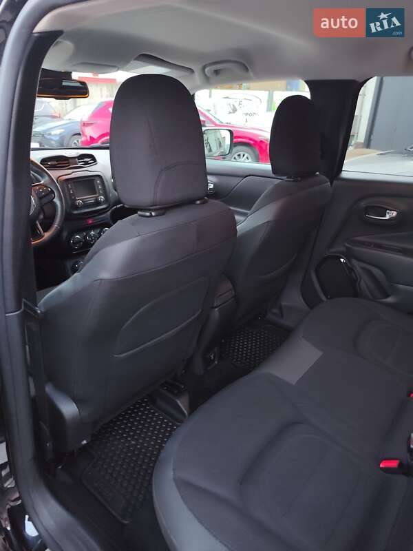 Внедорожник / Кроссовер Jeep Renegade 2016 в Чернигове фото 38 Внедорожник / Кроссовер Jeep Renegade 2016 в Чернигове