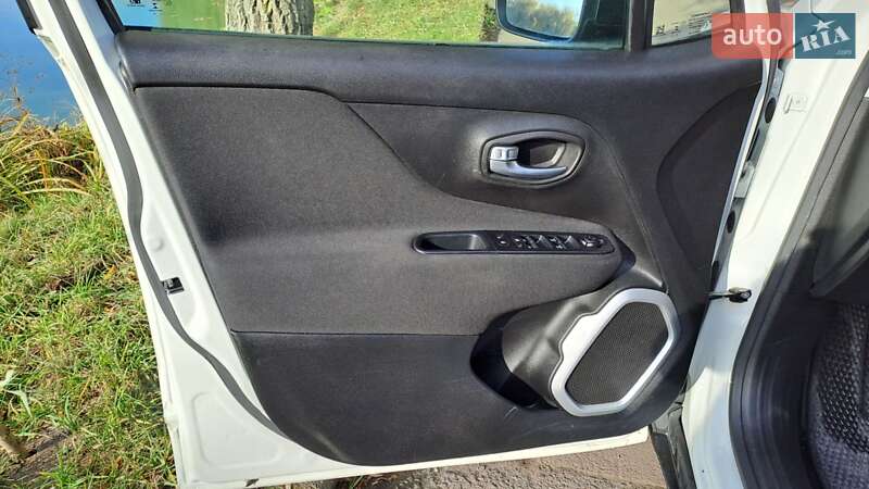 Внедорожник / Кроссовер Jeep Renegade 2019 в Ровно фото 36 Внедорожник / Кроссовер Jeep Renegade 2019 в Ровно