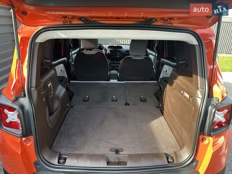 Внедорожник / Кроссовер Jeep Renegade 2016 в Черновцах фото 14 Внедорожник / Кроссовер Jeep Renegade 2016 в Черновцах