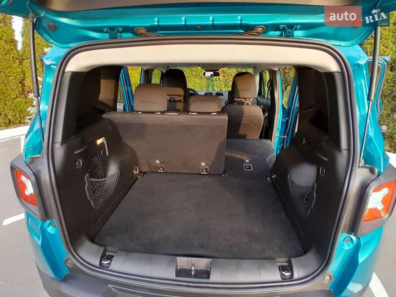 Внедорожник / Кроссовер Jeep Renegade 2019 в Киеве