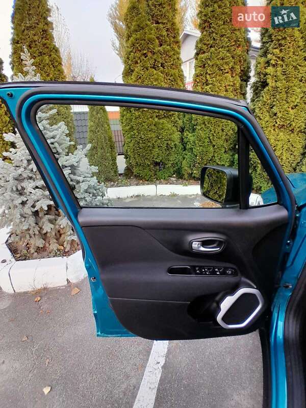 Внедорожник / Кроссовер Jeep Renegade 2019 в Киеве