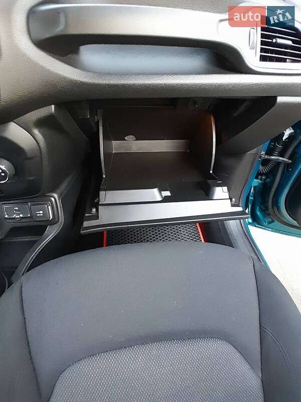 Внедорожник / Кроссовер Jeep Renegade 2019 в Киеве