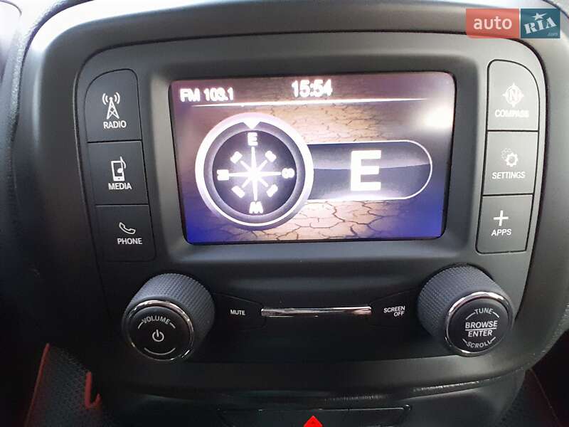 Внедорожник / Кроссовер Jeep Renegade 2019 в Киеве