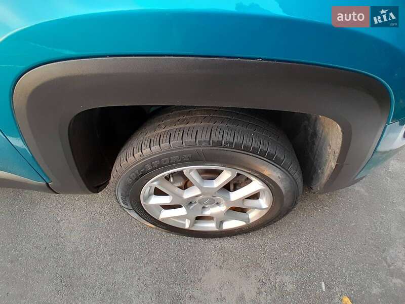 Внедорожник / Кроссовер Jeep Renegade 2019 в Киеве