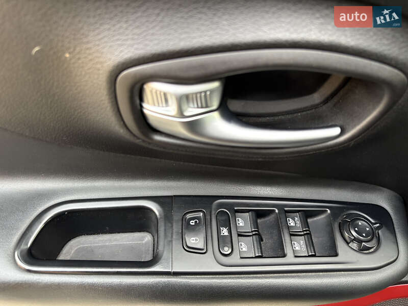 Внедорожник / Кроссовер Jeep Renegade 2018 в Ивано-Франковске фото 30 Внедорожник / Кроссовер Jeep Renegade 2018 в Ивано-Франковске