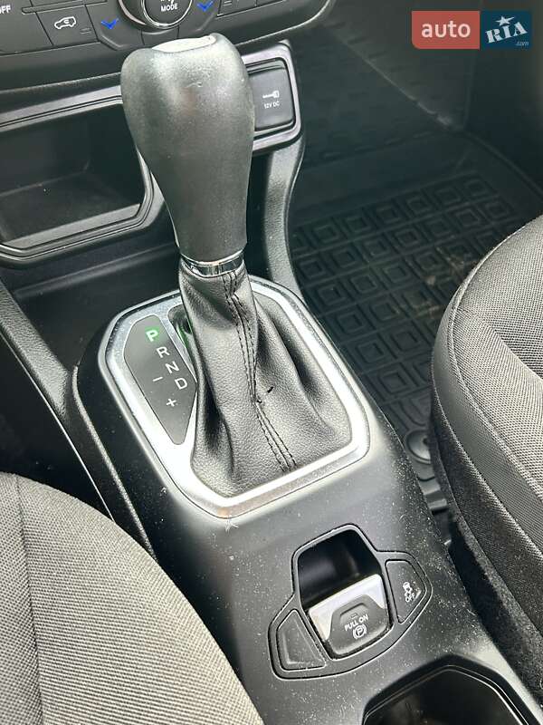 Позашляховик / Кросовер Jeep Renegade 2018 в Сумах фото 20 Позашляховик / Кросовер Jeep Renegade 2018 в Сумах