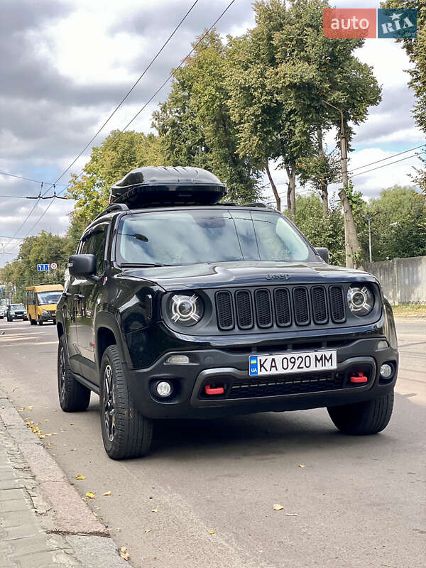 Внедорожник / Кроссовер Jeep Renegade 2016 в Каневе