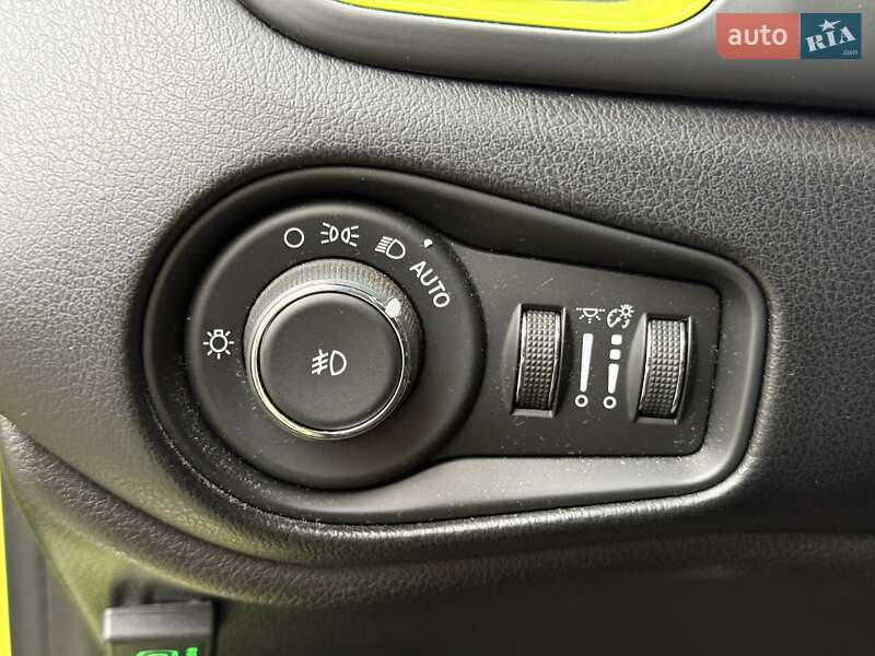 Внедорожник / Кроссовер Jeep Renegade 2018 в Киеве фото 14 Внедорожник / Кроссовер Jeep Renegade 2018 в Киеве