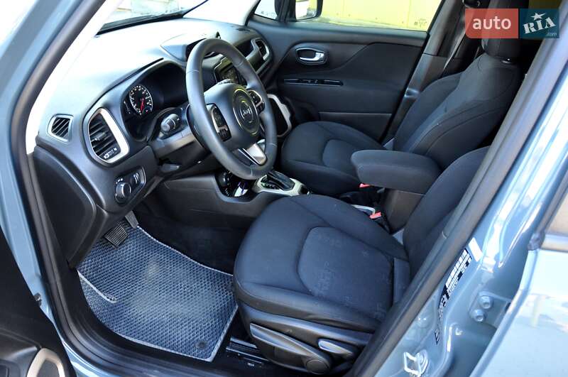 Позашляховик / Кросовер Jeep Renegade 2017 в Львові