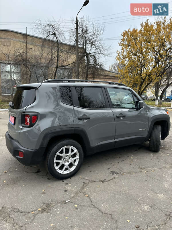 Позашляховик / Кросовер Jeep Renegade 2019 в Києві фото 4 Позашляховик / Кросовер Jeep Renegade 2019 в Києві