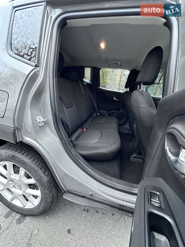 Позашляховик / Кросовер Jeep Renegade 2019 в Києві фото 18 Позашляховик / Кросовер Jeep Renegade 2019 в Києві