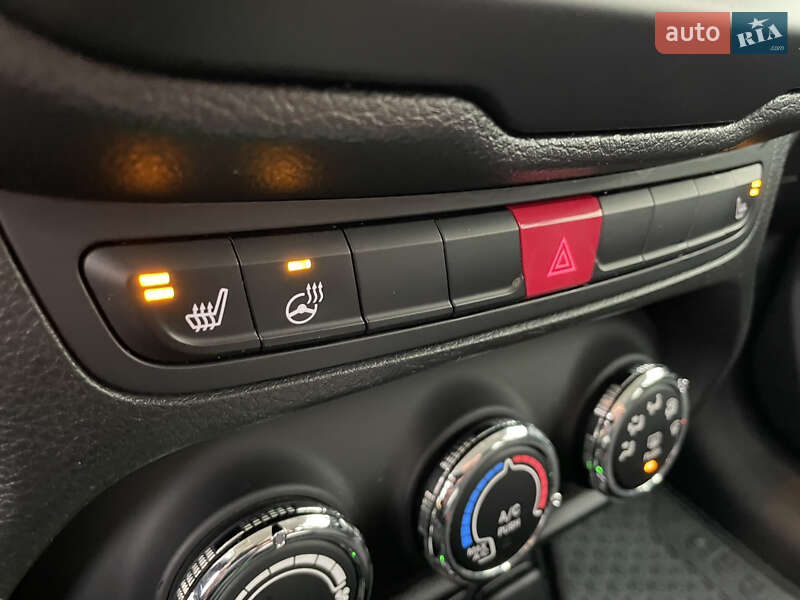 Внедорожник / Кроссовер Jeep Renegade 2017 в Лубнах