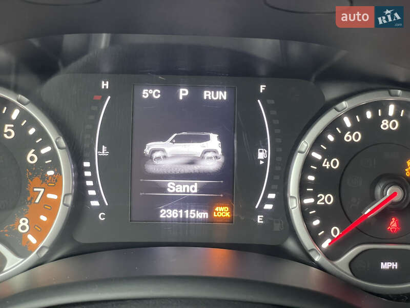 Внедорожник / Кроссовер Jeep Renegade 2017 в Лубнах