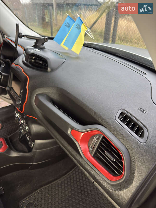 Позашляховик / Кросовер Jeep Renegade 2017 в Львові фото 15 Позашляховик / Кросовер Jeep Renegade 2017 в Львові