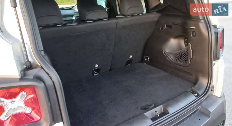 Внедорожник / Кроссовер Jeep Renegade 2018 в Хмельницком