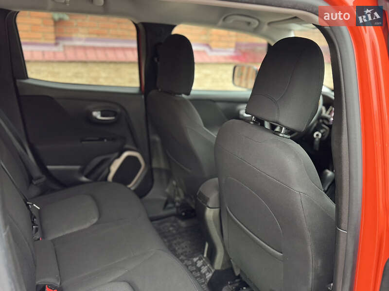 Позашляховик / Кросовер Jeep Renegade 2015 в Одесі