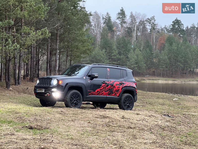 Внедорожник / Кроссовер Jeep Renegade 2018 в Житомире