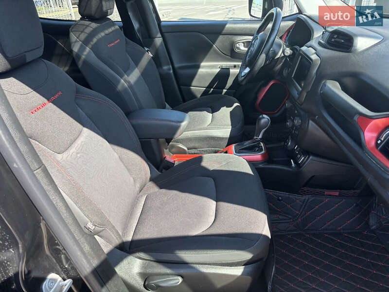 Позашляховик / Кросовер Jeep Renegade 2018 в Києві фото 15 Позашляховик / Кросовер Jeep Renegade 2018 в Києві