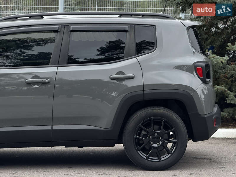 Позашляховик / Кросовер Jeep Renegade 2020 в Києві