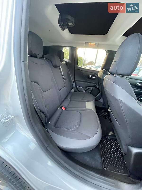 Внедорожник / Кроссовер Jeep Renegade 2019 в Львове фото 25 Внедорожник / Кроссовер Jeep Renegade 2019 в Львове