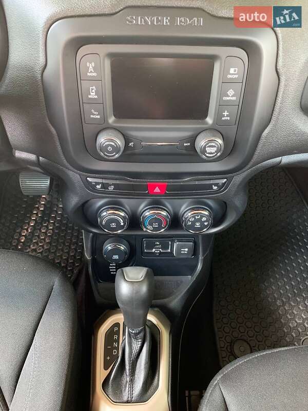 Внедорожник / Кроссовер Jeep Renegade 2015 в Борисполе