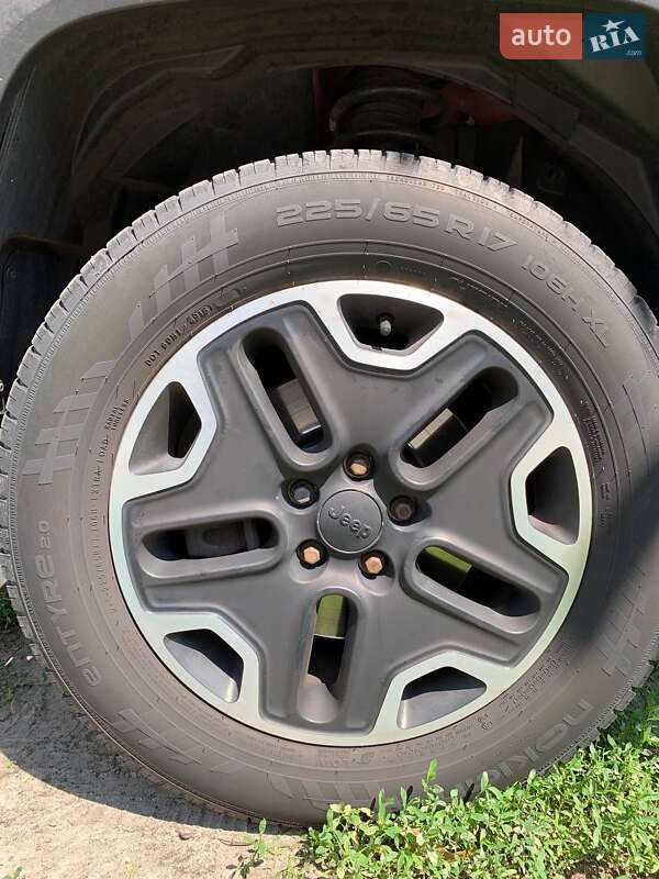 Внедорожник / Кроссовер Jeep Renegade 2015 в Борисполе