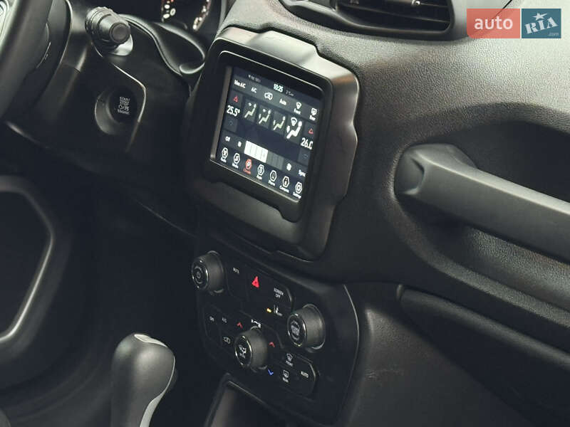 Внедорожник / Кроссовер Jeep Renegade 2020 в Киеве