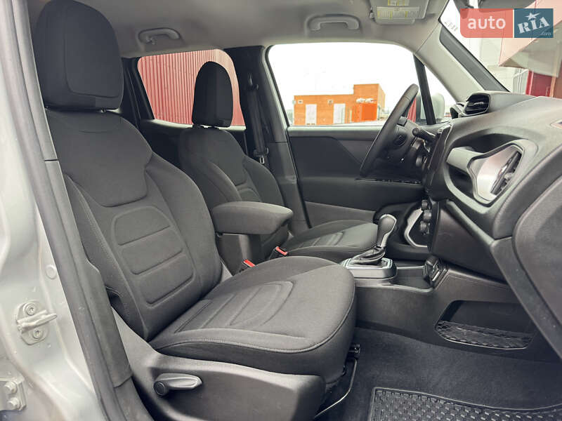 Внедорожник / Кроссовер Jeep Renegade 2020 в Киеве